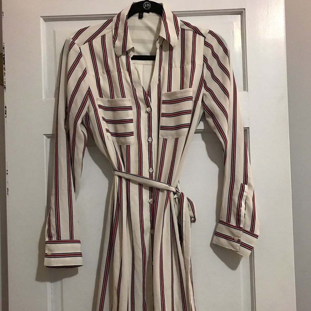 Express lightweight dress
